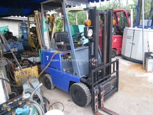 รถยกไฟฟ้า   TOYOTA    2FBL7  รหัสสินค้า : 13001194  หรือเพิ่มเติมไดที่ www.nihonmono.com