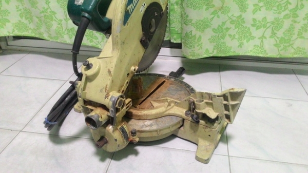 แท่นตัดองศา makita ls1040 กำลัง 1650 วัตต์ พร้อมใช้งานครับ