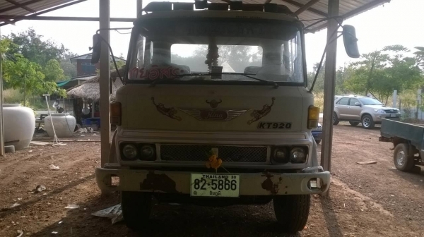 ขายเทนเลอร์ 10 ล้อเพลาเดียว KT920 เครื่อง EH100 150 แรงม้า คัสซีสวย มีหางพับไฮดรอริคให้ ทะเบียนพร้อมโอนครับ ขายเทนเลอร์ 10 ล้อเพลาเดียว KT920 เครื่อง EH100 150 แรงม้า คัสซีสวย มีหางพับไฮดรอริคให้ ทะเบียนพร้อมโอนครับ