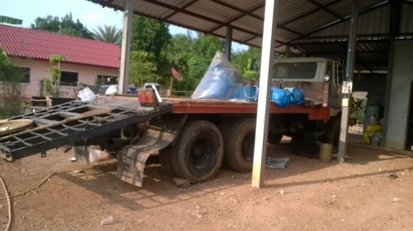 ขายเทนเลอร์ 10 ล้อเพลาเดียว KT920 เครื่อง EH100 150 แรงม้า คัสซีสวย มีหางพับไฮดรอริคให้ ทะเบียนพร้อมโอนครับ ขายเทนเลอร์ 10 ล้อเพลาเดียว KT920 เครื่อง EH100 150 แรงม้า คัสซีสวย มีหางพับไฮดรอริคให้ ทะเบียนพร้อมโอนครับ