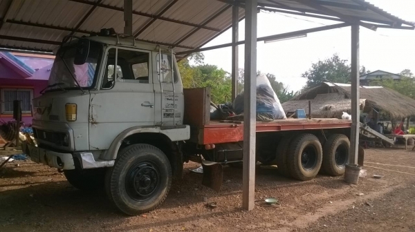 ขายเทนเลอร์ 10 ล้อเพลาเดียว KT920 เครื่อง EH100 150 แรงม้า คัสซีสวย มีหางพับไฮดรอริคให้ ทะเบียนพร้อมโอนครับ