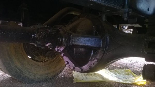 ขายเทนเลอร์ 10 ล้อเพลาเดียว KT920 เครื่อง EH100 150 แรงม้า คัสซีสวย มีหางพับไฮดรอริคให้ ทะเบียนพร้อมโอนครับ ขายเทนเลอร์ 10 ล้อเพลาเดียว KT920 เครื่อง EH100 150 แรงม้า คัสซีสวย มีหางพับไฮดรอริคให้ ทะเบียนพร้อมโอนครับ