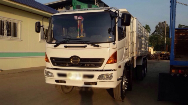 ขายรถสิบล้อดัมพ์ HINO MEGA เครื่อง 260 แรง ปี 47 กระบะหน้าพระลานแผงข้างสามมิตร ขายรถสิบล้อดัมพ์ HINO MEGA เครื่อง 260 แรง ปี 47 กระบะหน้าพระลานแผงข้างสามมิตร