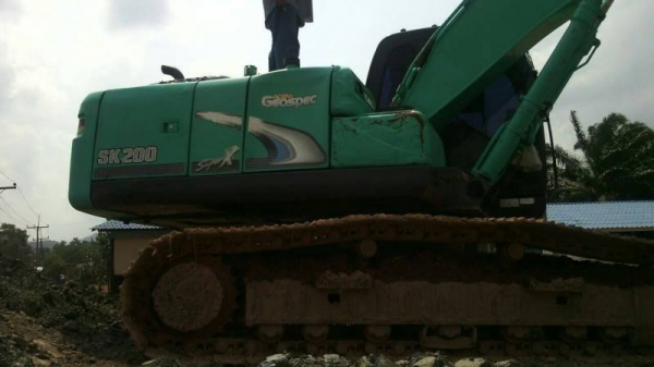 KOBELCO sk200-8super-X สี่พันกี่ชั่วโมง