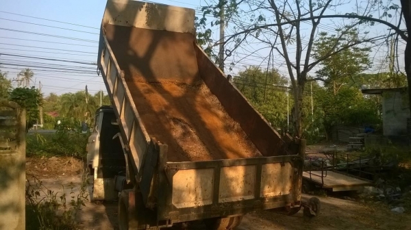 ขาย 6 ล้อดั้ม KM310 เครื่อง DQ100 100 แรงม้า คัสซีสวยตลอดเส้น 6 น็อตหน้า-หลัง พวงมาลัยพาวเวอร์ ทะเบียนเต็มพร้อมโอน ราคาต่อรองได้