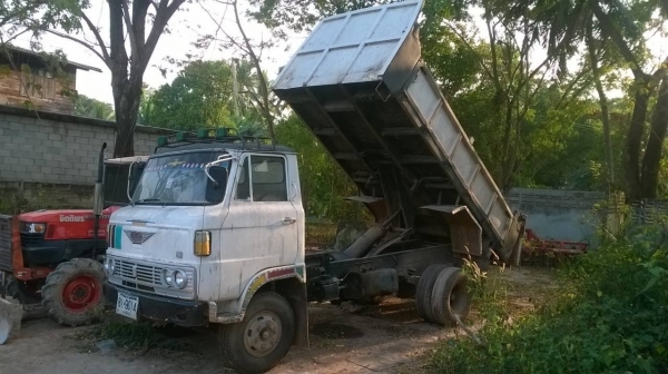 ขาย 6 ล้อดั้ม KM310 เครื่อง DQ100 100 แรงม้า คัสซีสวยตลอดเส้น 6 น็อตหน้า-หลัง พวงมาลัยพาวเวอร์ ทะเบียนเต็มพร้อมโอน ราคาต่อรองได้