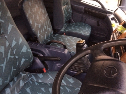 ขายด่วนสิบล้อดั้มสองเพลา เมกก้า 260แรง ปี49 รถสวยใช้น้อยไม่ช้ำ ไม่เคยวิ่งดินเลย