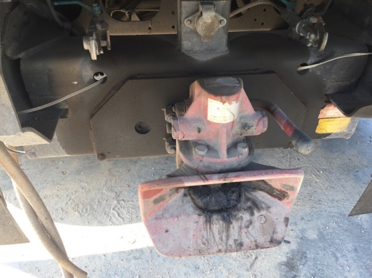 ขายด่วนสิบล้อดั้มสองเพลา เมกก้า 260แรง ปี49 รถสวยใช้น้อยไม่ช้ำ ไม่เคยวิ่งดินเลย