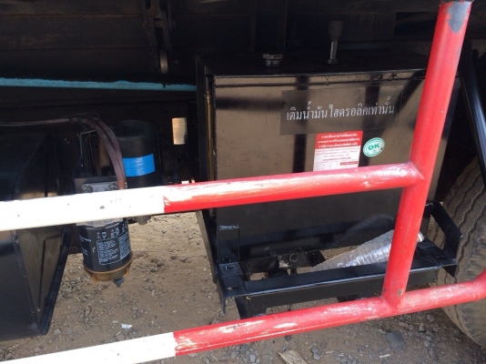 ขายด่วนสิบล้อดั้มสองเพลา เมกก้า 260แรง ปี49 รถสวยใช้น้อยไม่ช้ำ ไม่เคยวิ่งดินเลย