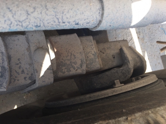 ขายด่วนสิบล้อดั้มสองเพลา เมกก้า 260แรง ปี49 รถสวยใช้น้อยไม่ช้ำ ไม่เคยวิ่งดินเลย