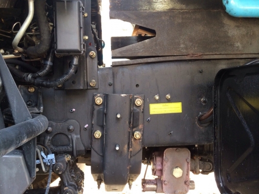 ขายด่วนสิบล้อดั้มสองเพลา เมกก้า 260แรง ปี49 รถสวยใช้น้อยไม่ช้ำ ไม่เคยวิ่งดินเลย