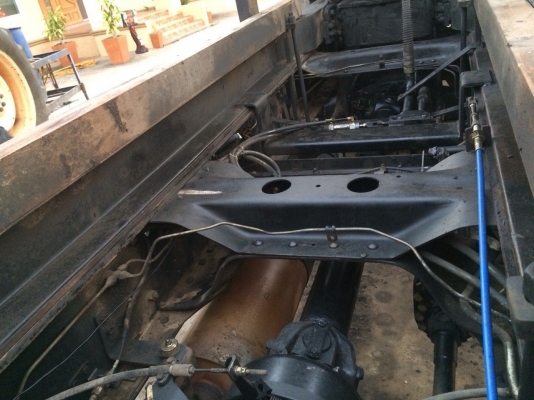 ขายด่วนสิบล้อดั้มสองเพลา เมกก้า 260แรง ปี49 รถสวยใช้น้อยไม่ช้ำ ไม่เคยวิ่งดินเลย