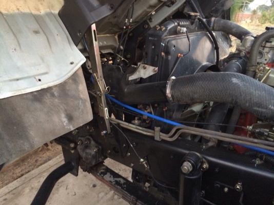 ขายด่วนสิบล้อดั้มสองเพลา เมกก้า 260แรง ปี49 รถสวยใช้น้อยไม่ช้ำ ไม่เคยวิ่งดินเลย