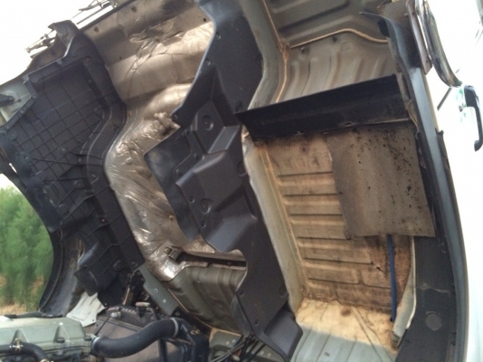 ขายด่วนสิบล้อดั้มสองเพลา เมกก้า 260แรง ปี49 รถสวยใช้น้อยไม่ช้ำ ไม่เคยวิ่งดินเลย