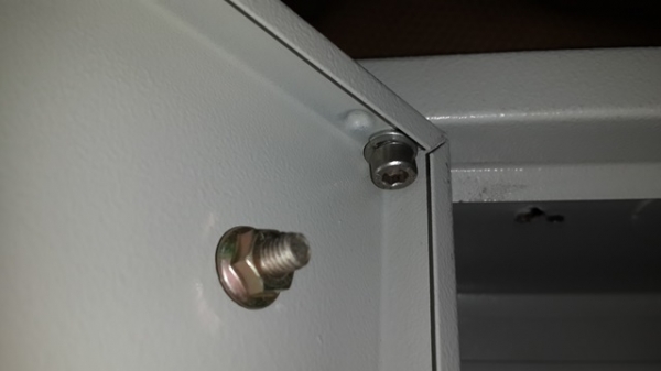 ตู้คอนโทรล ตู้ปล่าว