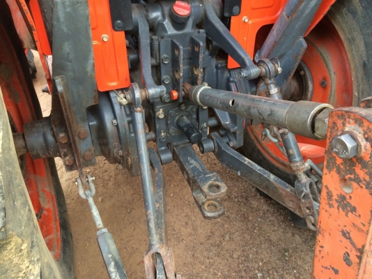 ขายรถไถ KUBOTA   L3608 รถไร่ พร้อมดันหน้าช้าง ราคา 300,000