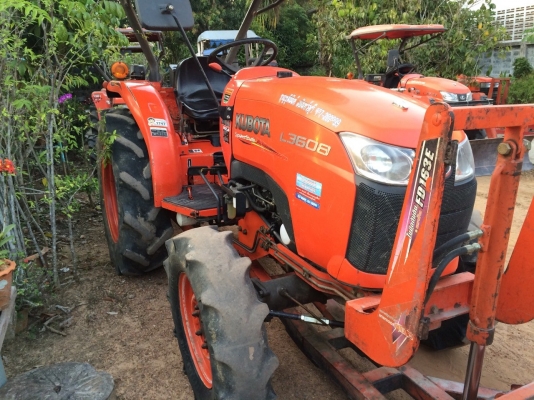 ขายรถไถ KUBOTA   L3608 รถไร่ พร้อมดันหน้าช้าง ราคา 300,000