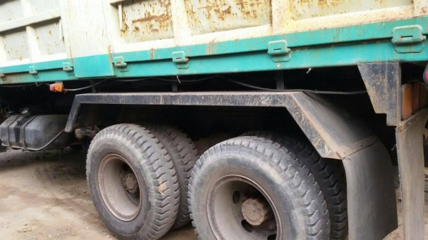 ขายรถบรรทุก 10 ล้อดัมพ์ HINO FM3MF 240 แรงม้า ดัมพ์สามมิตร ราคา 1150000