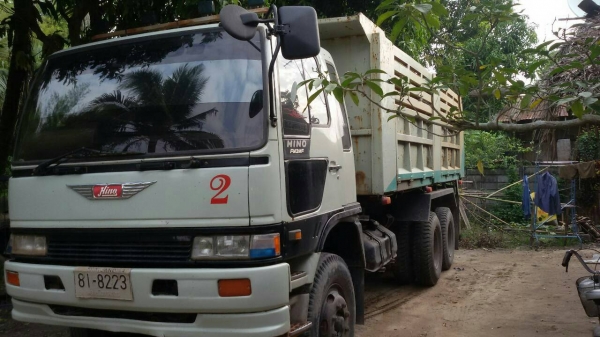 ขายรถบรรทุก 10 ล้อดัมพ์ HINO FM3MF 240 แรงม้า ดัมพ์สามมิตร ราคา 1150000