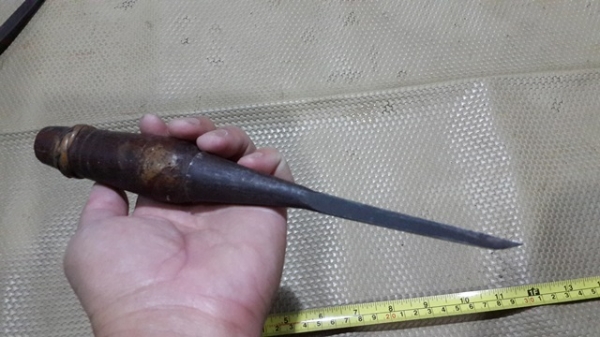 สิ่วบ้อง งานเก่า เหล็กดี สำหรับงานไม้ครับ