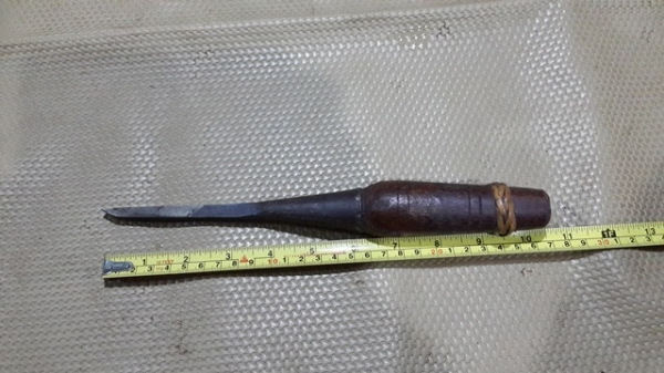 สิ่วบ้อง งานเก่า เหล็กดี สำหรับงานไม้ครับ