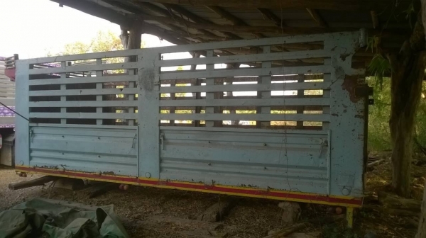 ขายกระบะเหล็กไม่ดั้ม ยาว 6 เมตร สภาพสวยไม่ผุ ยกใส่รถได้เลย ขายกระบะเหล็กไม่ดั้ม ยาว 6 เมตร สภาพสวยไม่ผุ ยกใส่รถได้เลย