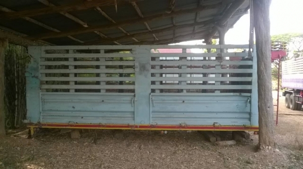 ขายกระบะเหล็กไม่ดั้ม ยาว 6 เมตร สภาพสวยไม่ผุ ยกใส่รถได้เลย ขายกระบะเหล็กไม่ดั้ม ยาว 6 เมตร สภาพสวยไม่ผุ ยกใส่รถได้เลย