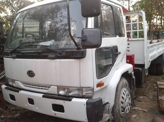 ์NISSAN CONDOR CK ติดเครน UNIC 3 ตัน V-TURBO แล้วมีพื้นที่ กะบะเหล็กยาว 6.30 ม.กว้าง 2.55 ม.