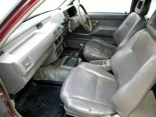 !!! ขายด่วน อีซูซุ TFR มังกรทอง 90 HP ปี 36 พวงมาลัเพาเวอร์ เครื่องดีแน่นๆ สีสวย