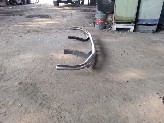 ขายกันชนหน้าสแตนเลส สวยๆครับ ใส่ดีโฟดีครับ ขายกันชนหน้าสแตนเลส สวยๆครับ ใส่ดีโฟดีครับ