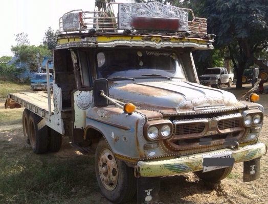 ISUZU TX 165 HP 6BD1 รถหัวยาวสิบล้อเพลาเดียว เทรลเลอร์ท้ายลาดขึ้นรถแบ็คโฮร PC 120,PC 150 ได้เลยไม่มีปัญหาครับ เครื่องแรงดีไม่มีเยิ้ม หัวเก๋งไม่ผุภายในเก๋งคอนโซลครบพร้อม พวงมาลัยธรรมดา ช่วงล่างคัชซีไม่ผุสภาพดีมาก ยาง 10 เส้นสภาพดีประมาณ 70\% พร้อมลากพร้อมบร ISUZU TX 165 HP 6BD1 รถหัวยาวสิบล้อเพลาเดียว เทรลเลอร์ท้ายลาดขึ้นรถแบ็คโฮร PC 120,PC 150 ได้เลยไม่มีปัญหาครับ เครื่องแรงดีไม่มีเยิ้ม หัวเก๋งไม่ผุภายในเก๋งคอนโซลครบพร้อม พวงมาลัยธรรมดา ช่วงล่างคัชซีไม่ผุสภาพดีมาก ยาง 10 เส้นสภาพดีประมาณ 70\% พร้อมลากพร้อมบร