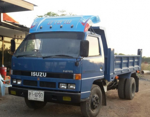 หกล้อดั้ม อีซูซุ NPR115แรง ห้างเกียร์สั้น สภาพดีสวยๆพร้อมใช้งาน ทะเบียนพร้อมโอน