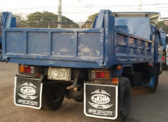 หกล้อดั้ม อีซูซุ NPR115แรง ห้างเกียร์สั้น สภาพดีสวยๆพร้อมใช้งาน ทะเบียนพร้อมโอน