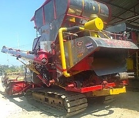 ขายด่วน รถเกี่ยวข้าวเกษตรพัฒนา รุ่น ไอ้หนุ่มไวไฟ เครื่องยนต์ 210 HP 6HH1 แรงดีไม่มีเยิ้ม อุ้ม 2.5 ตัน ปั๊มไดกิ้นเบอร์ 22 ช่วงล่างตัวเดิน HY-DASH สภาพดีมากพร้อมทำงานได้เลย ราคาต่อรองได้ครับ