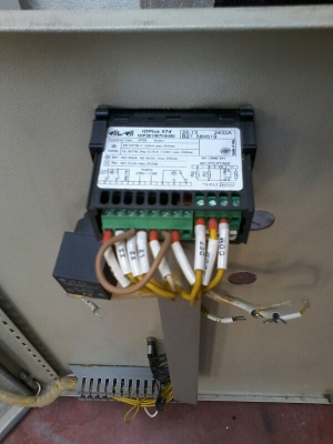 ตู้คอนโทรล สภาพดี ตู้คอนโทรล สภาพดี