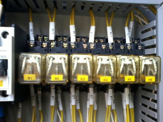 ตู้คอนโทรล สภาพดี ตู้คอนโทรล สภาพดี