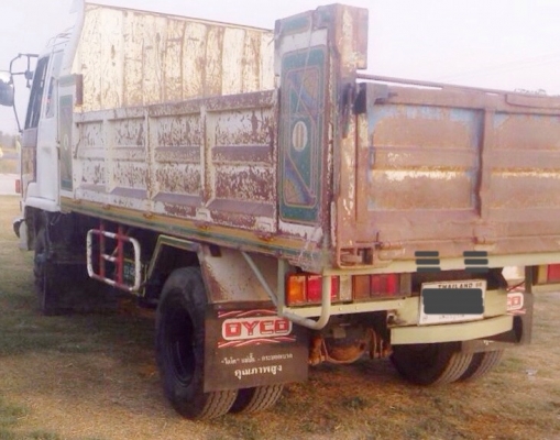 ISUZU ROCKY 195 HP 6HE1 หกล้อดั๊มพ์ กระบะดั๊มพ์เหล็ก 5 ตันความยาว 3.60 เมตรสภาพสวยมาก เครื่องแน่นแรงดี ภายในเก๋งคอนโซลสวยครบ แอร์เย็น พวงมาลัยเพาเวอร์ ระบบเบรคทริ๊ปฟี้ ช่วงล่างคัชซีสวยเดิมๆไม่มีแตกไม่มีบวม ยาง 8.25 ขอบ 16 สภาพดี 75\% พร้อมใช้งาน เอกสารทะเบ