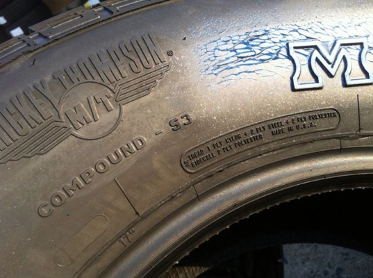 ขายยางขอบ 17 Mickey Thompson STZ ขนาด 265 70 r17