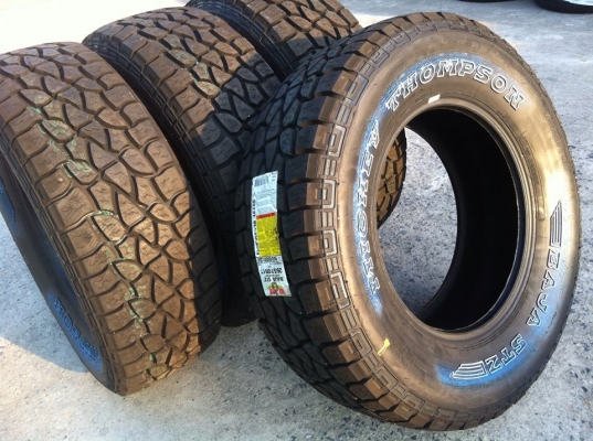 ขายยางขอบ 17 Mickey Thompson STZ ขนาด 265 70 r17