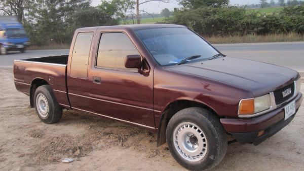 ขายอีซูสุมังกรแค็ป ขายอีซูสุมังกรแค็ป