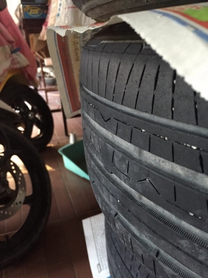 ขายแม็กCE28ขอบ15พร้อมยาง(ล้อใช่เอง) ขายแม็กCE28ขอบ15พร้อมยาง(ล้อใช่เอง)