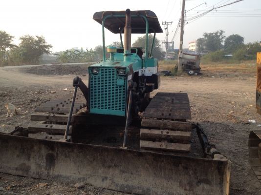 ขายD3 สภาพสวย พร้อมใช้งาน เครื่องดี ช่วงล่างดี ใบเเทร็กเต็ม ราคาต่อรองได้