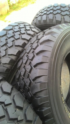 ขาย ยางMud 265/75R16ปี13