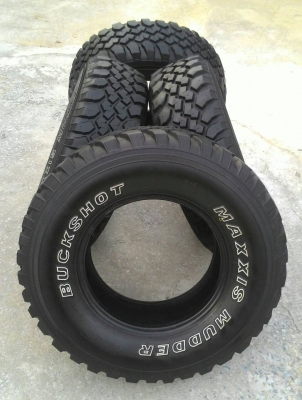 ขาย ยางMud 265/75R16ปี13