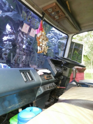 10ล้อหัวลาก2เพลาร็อคกี้..วางเครื่อง340แรง อินเตอร์คูลเลอร์ รถสวยมากๆ สวยหาตัวเทียบยาก.....