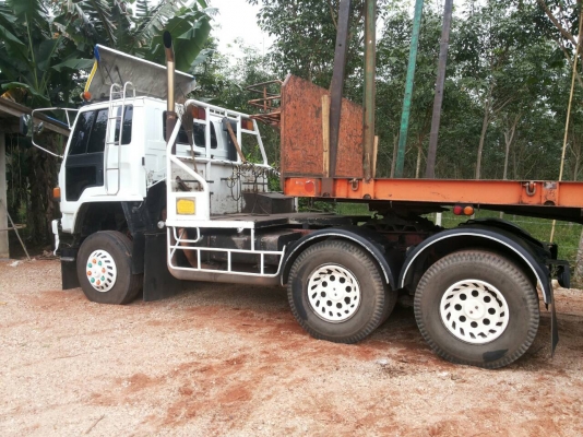 10ล้อหัวลาก2เพลาร็อคกี้..วางเครื่อง340แรง อินเตอร์คูลเลอร์ รถสวยมากๆ สวยหาตัวเทียบยาก.....