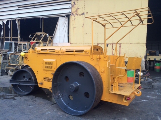 ต้องการรถบด3ล้อเหล็กWATANABE WMB8 พร้อมใช้งาน ทำสี