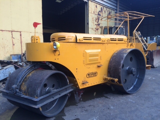 ต้องการรถบด3ล้อเหล็กWATANABE WMB8 พร้อมใช้งาน ทำสี