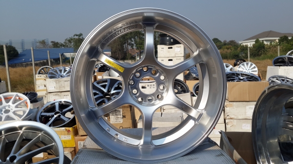 rg-d ขอบ 18 กว้าง9