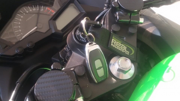 ขาย Kawasaki 2013 Ninja 250 R สีเขียว